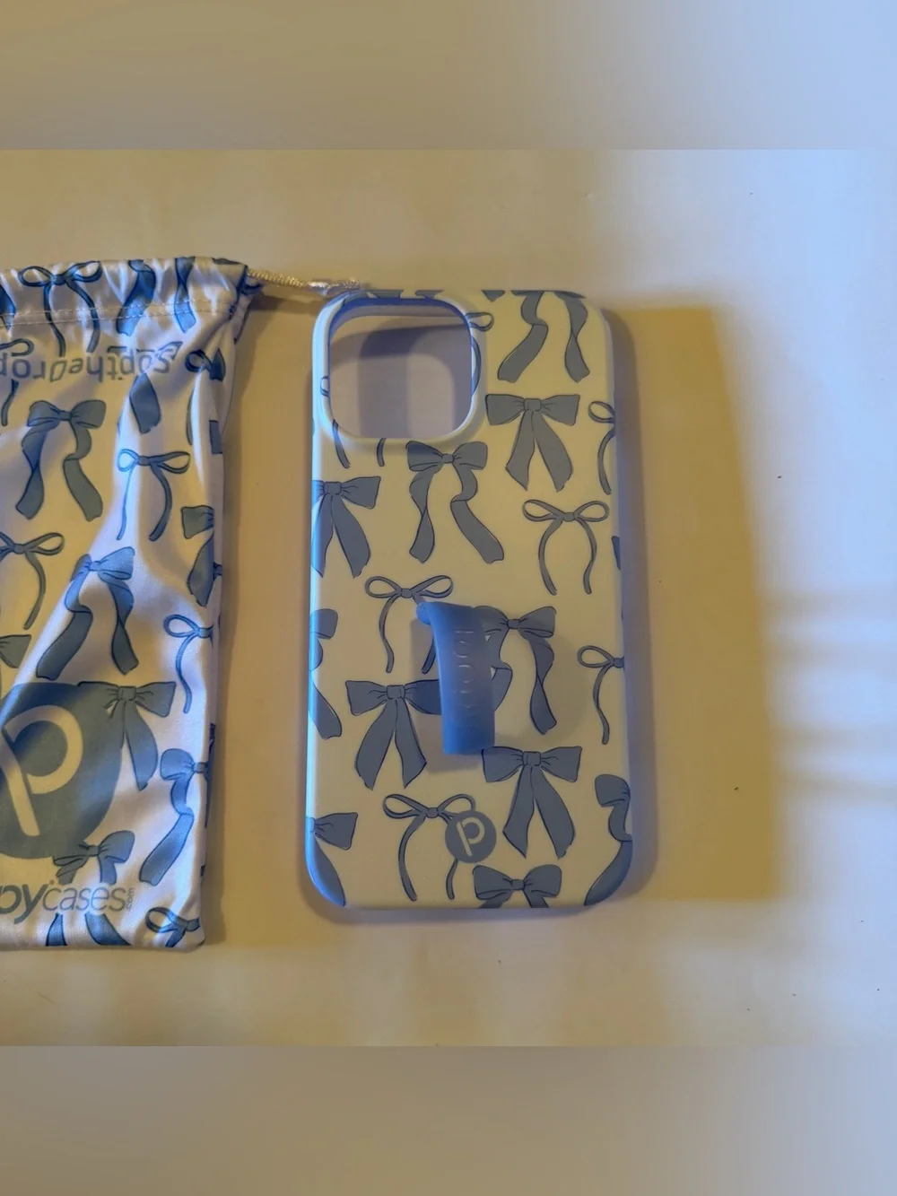 Loopy cases blue bows iPhone 13 Pro Max